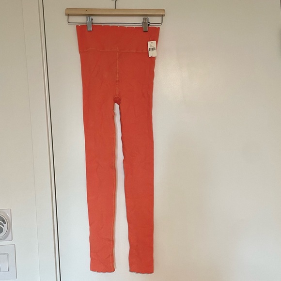 Anthropologie Everyday Leggings in Coral Ribbed - Picture 5 of 8